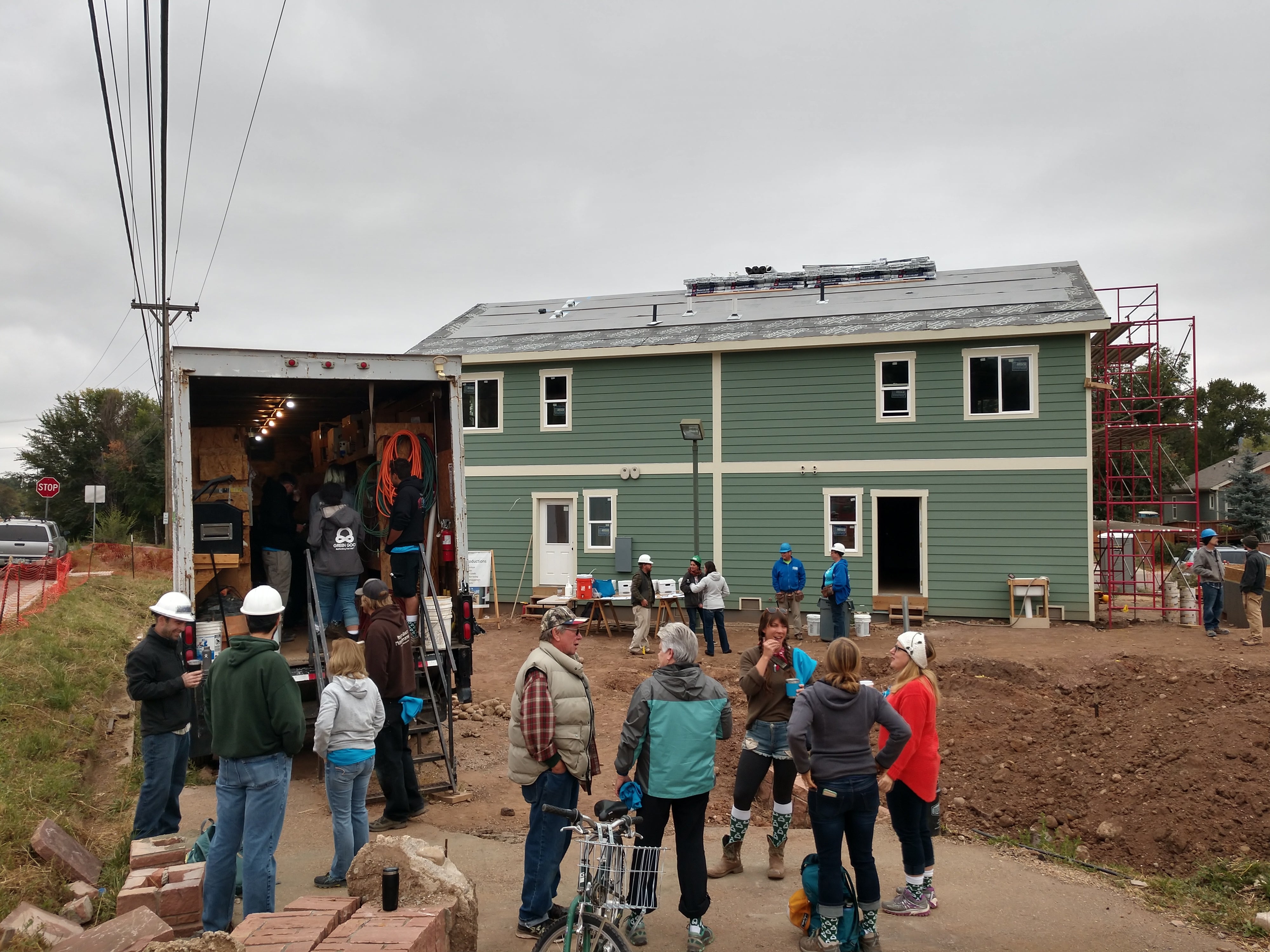 Green Goo Gives to Habitat for Humanity
